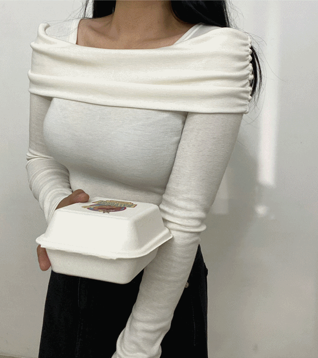 [기모안감] 러블리 셔링 오프숄더 레이어드 슬림핏 긴팔티셔츠